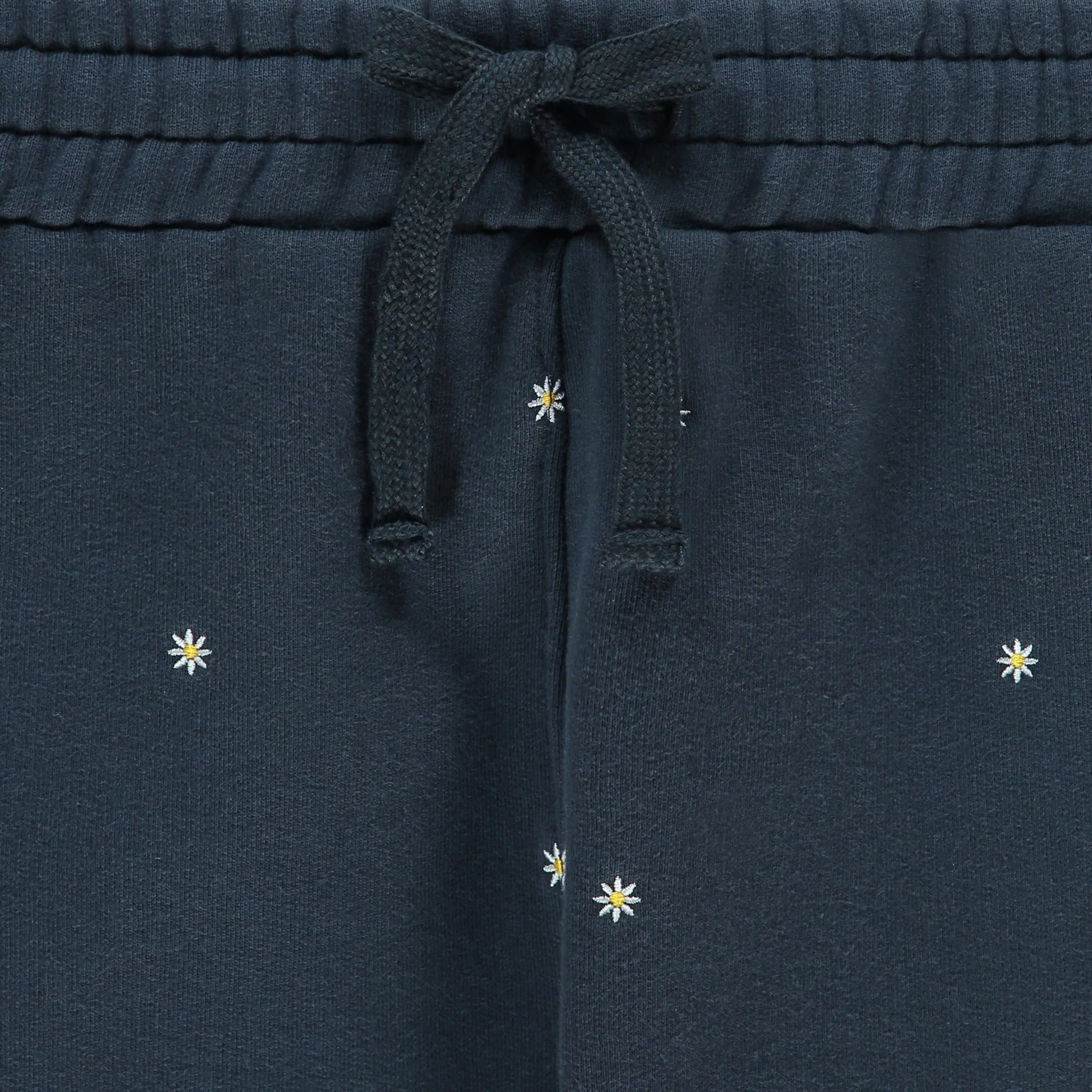 Daisies Allover Non-Joggers - Image 5